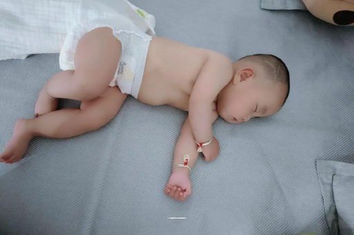 迪庆9个月宝宝可以吃盐吗